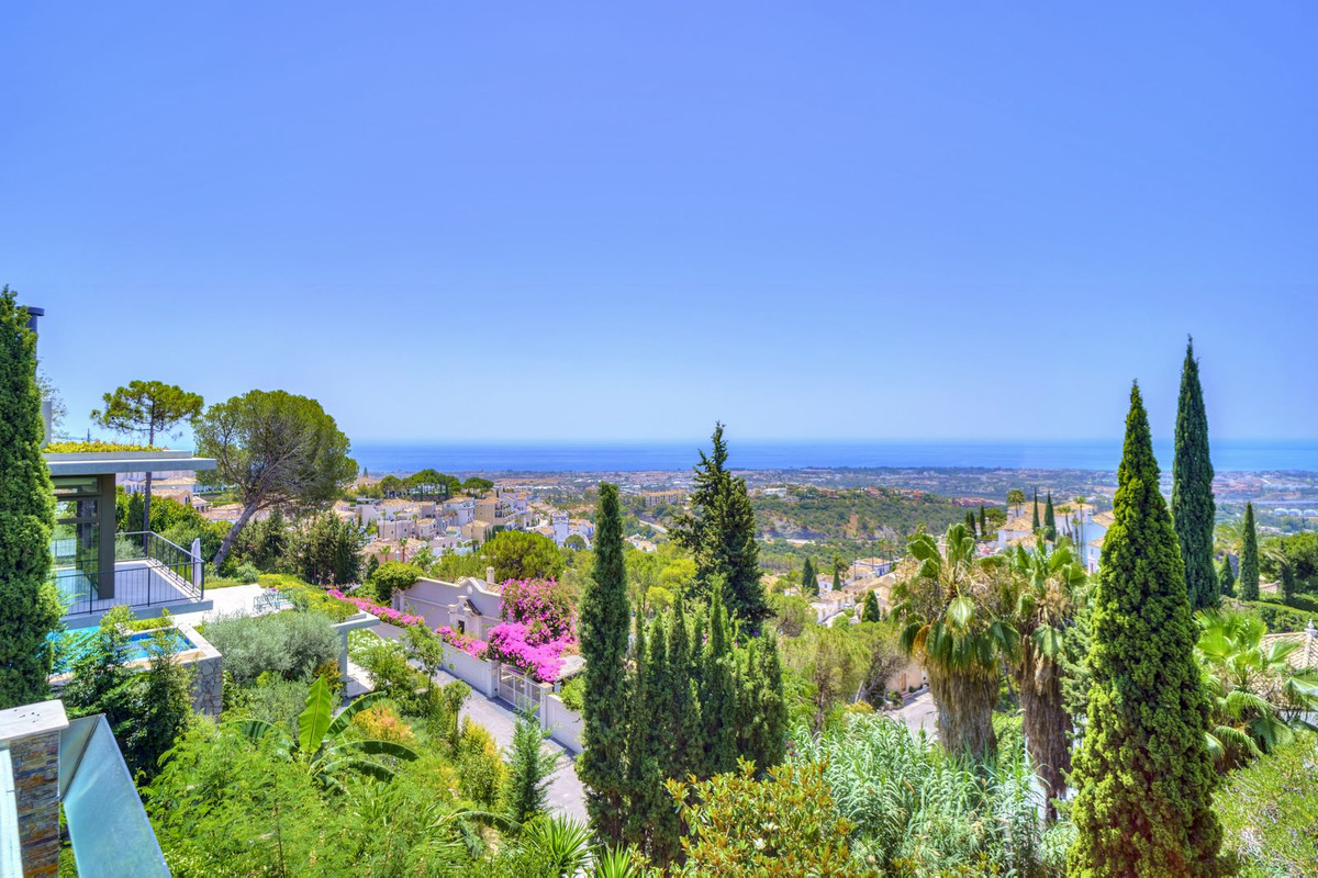 Se vende Villa - Chalet de 5 dormitorios en Costa Del Sol, Málaga, España