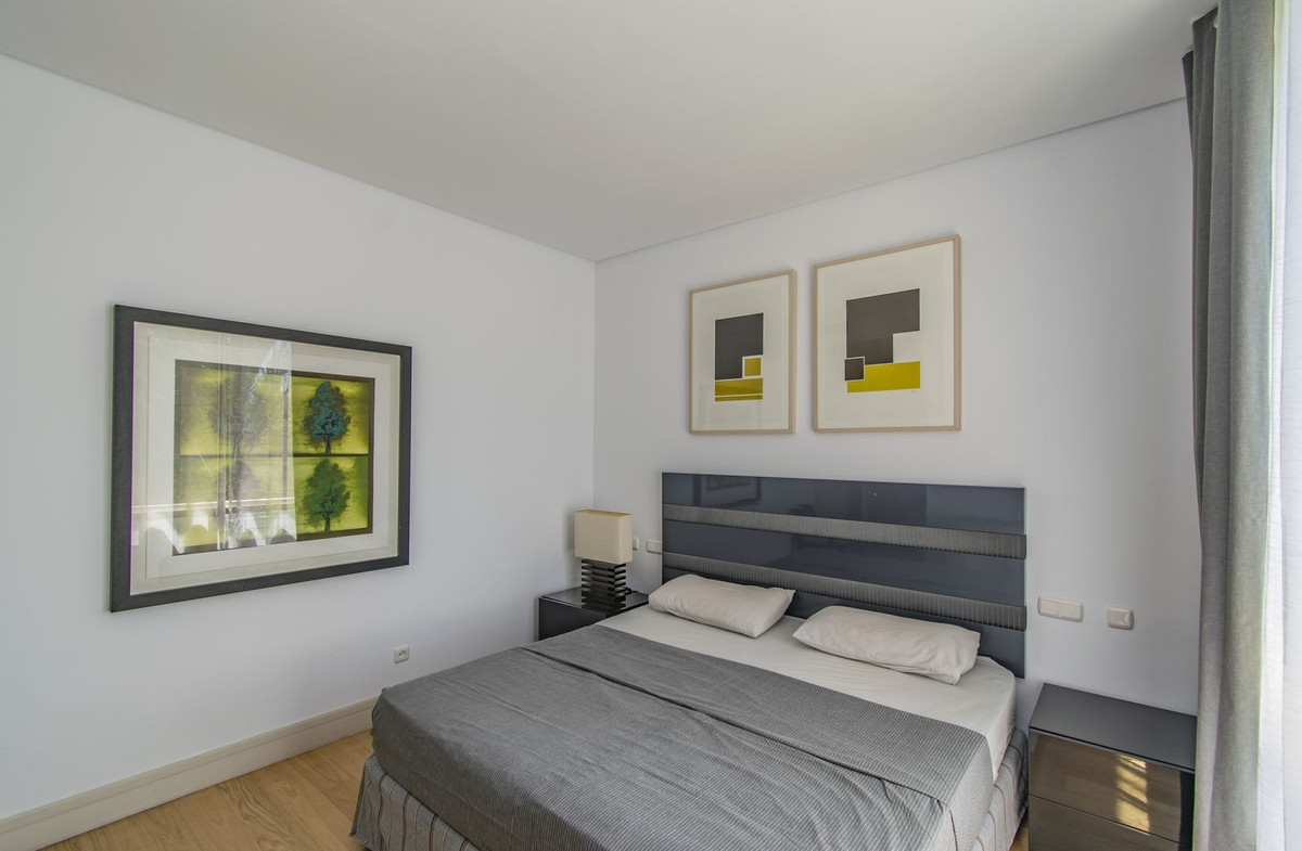 3 Bed Apartment for sale in Nagüeles Costa Del Sol, Málaga, Spain