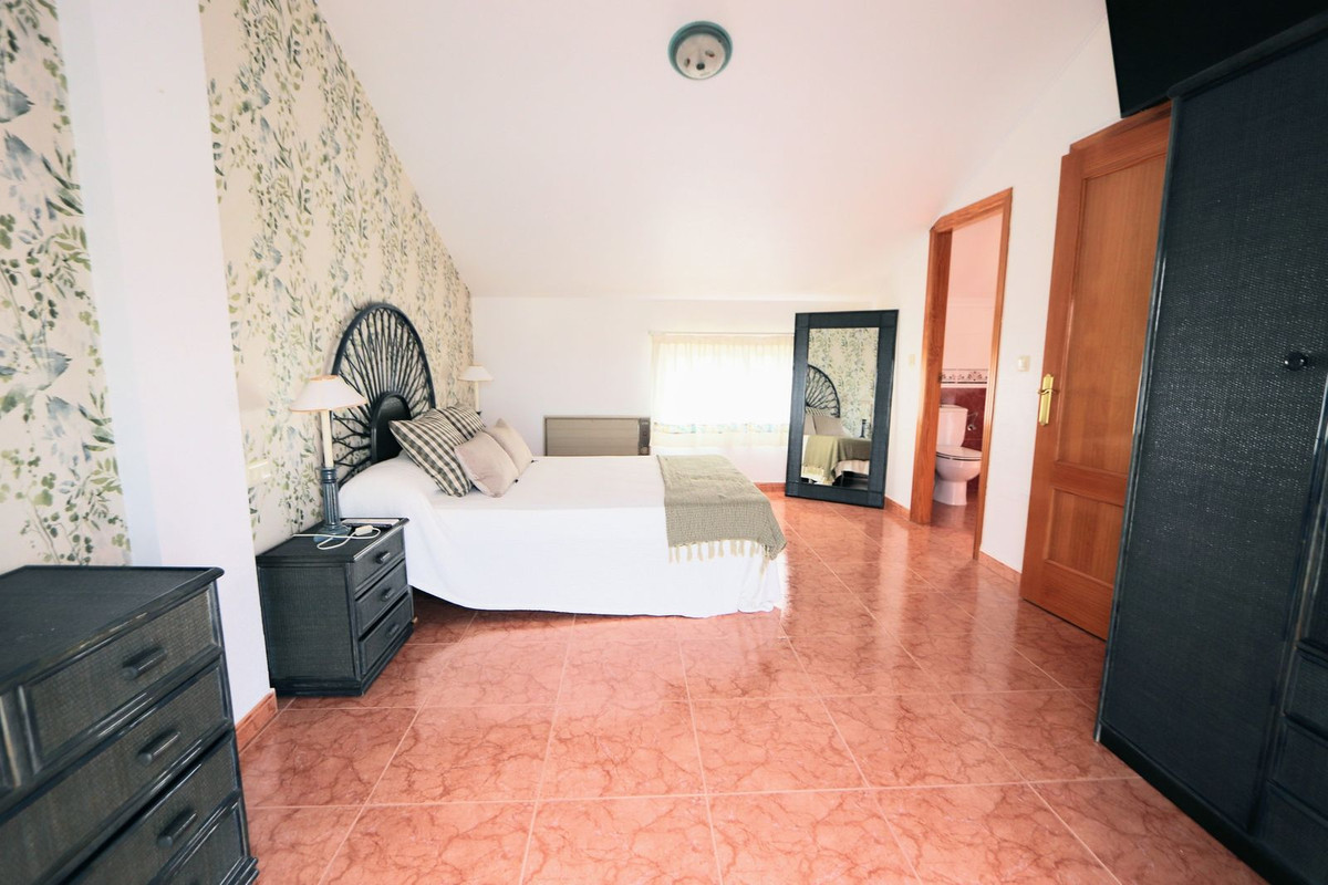 Se vende Adosada de 4 dormitorios en Costa Blanca, Alicante, España