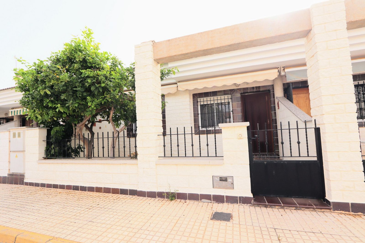 Se vende Adosada de 4 dormitorios en Costa Blanca, Alicante, España