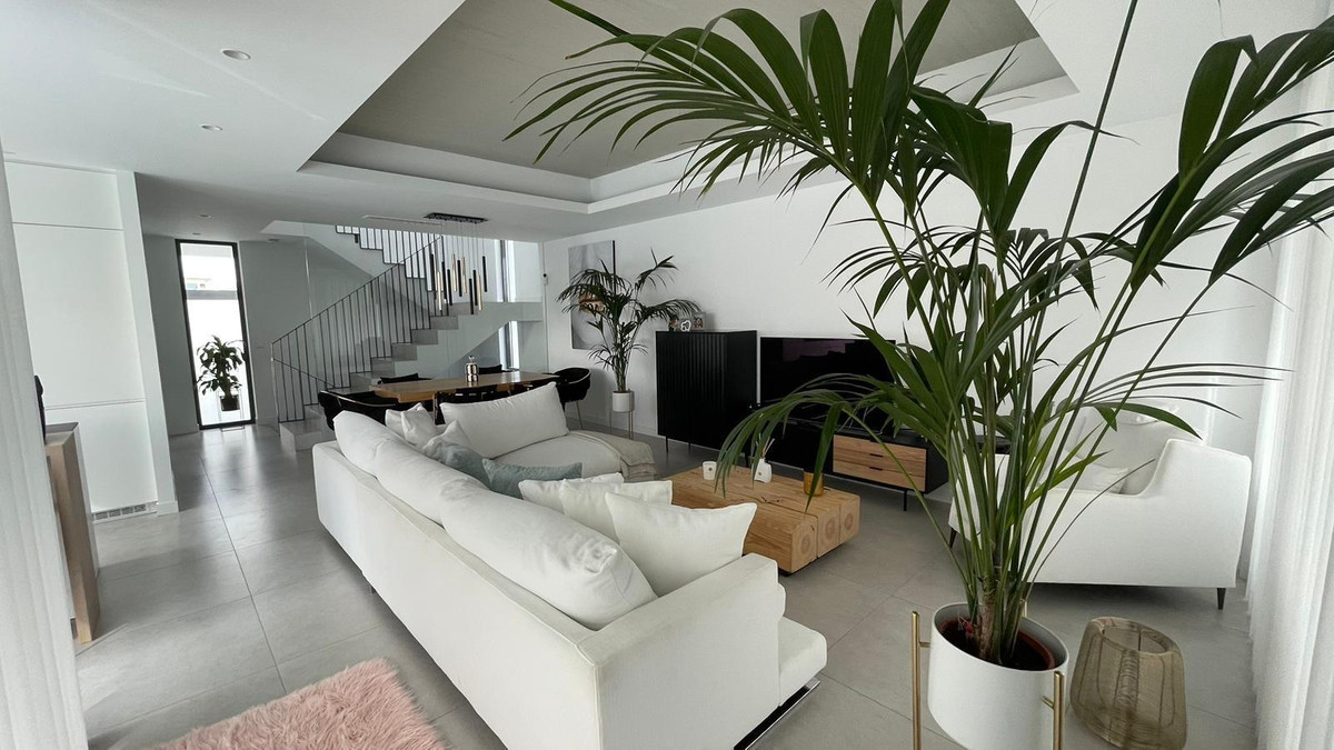 3 Bed Townhouse for sale in Finestrat Costa Blanca, Alicante, Spain