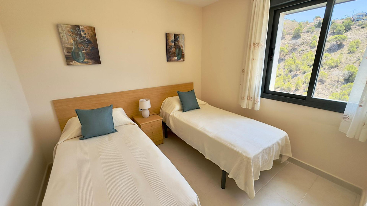 Se vende Apartamento Planta Media de 2 dormitorios en Costa Blanca, Alicante, España