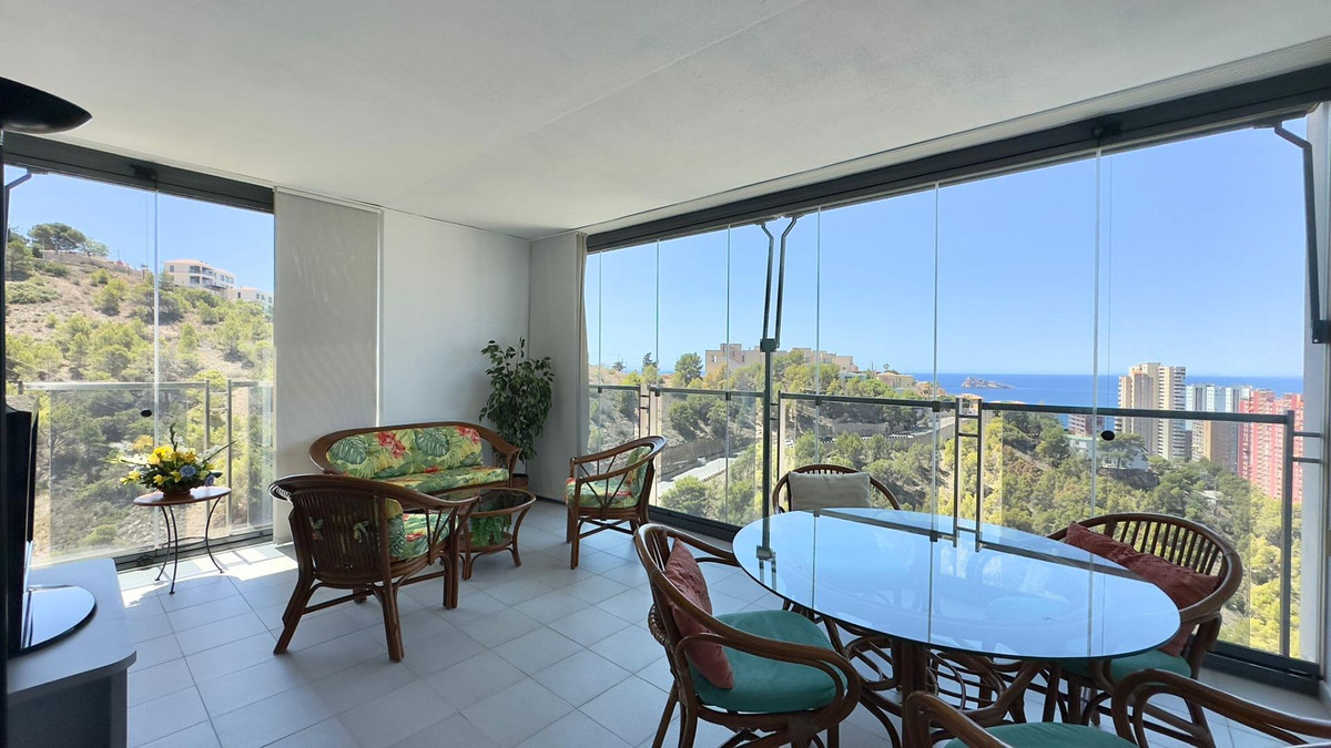 Se vende Apartamento Planta Media de 2 dormitorios en Costa Blanca, Alicante, España