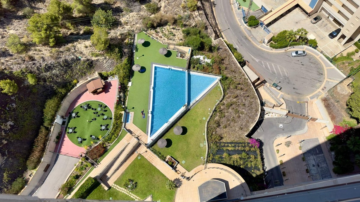 Se vende Apartamento Planta Media de 2 dormitorios en Costa Blanca, Alicante, España