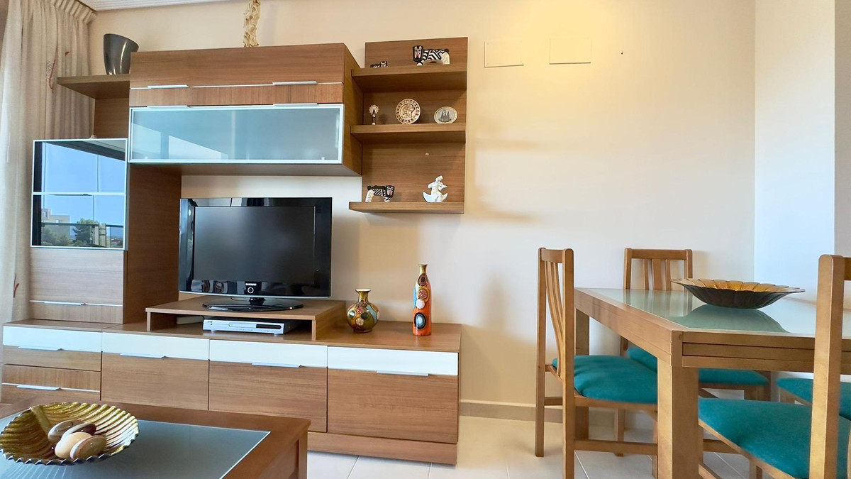 Se vende Apartamento Planta Media de 2 dormitorios en Costa Blanca, Alicante, España