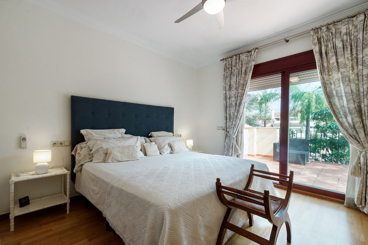 3 Bed Townhouse for sale in Nueva Andalucía Costa Del Sol, Málaga, Spain