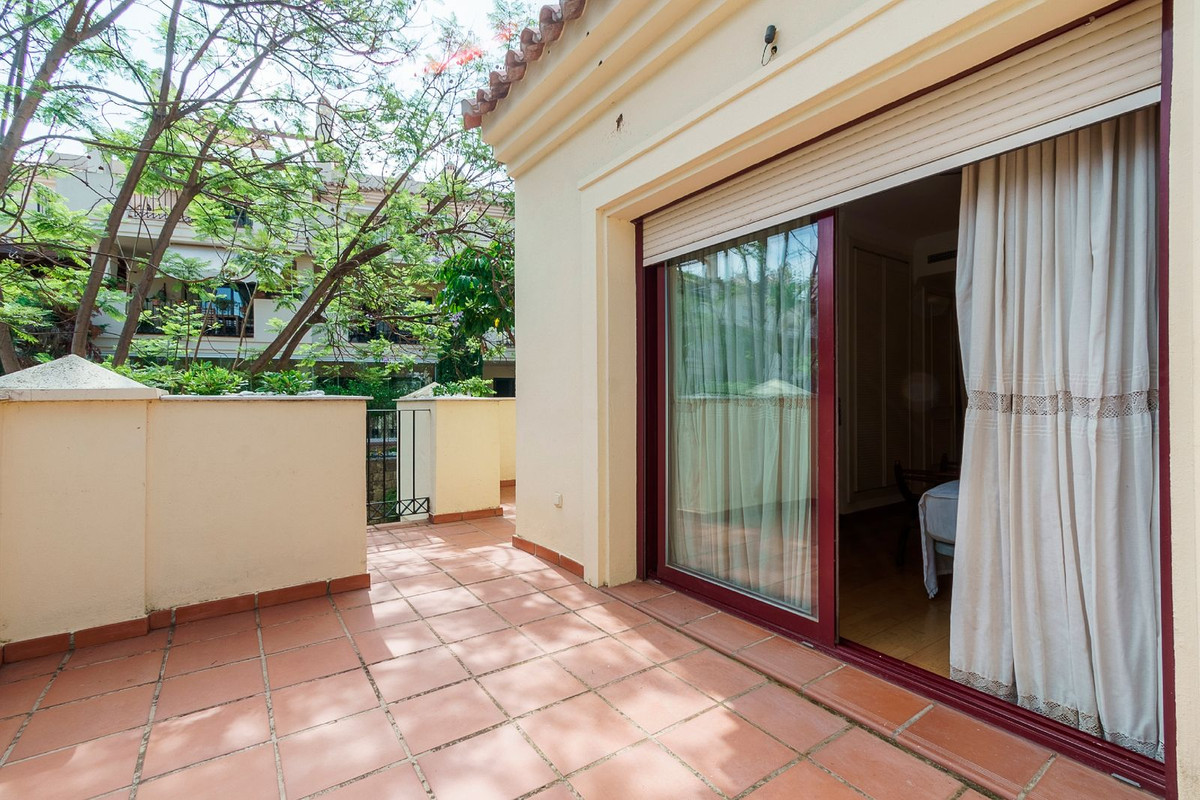 3 Bed Townhouse for sale in Nueva Andalucía Costa Del Sol, Málaga, Spain