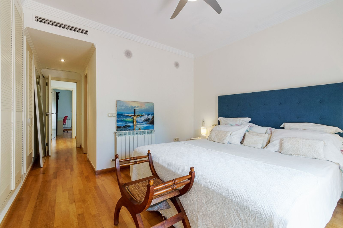 3 Bed Townhouse for sale in Nueva Andalucía Costa Del Sol, Málaga, Spain