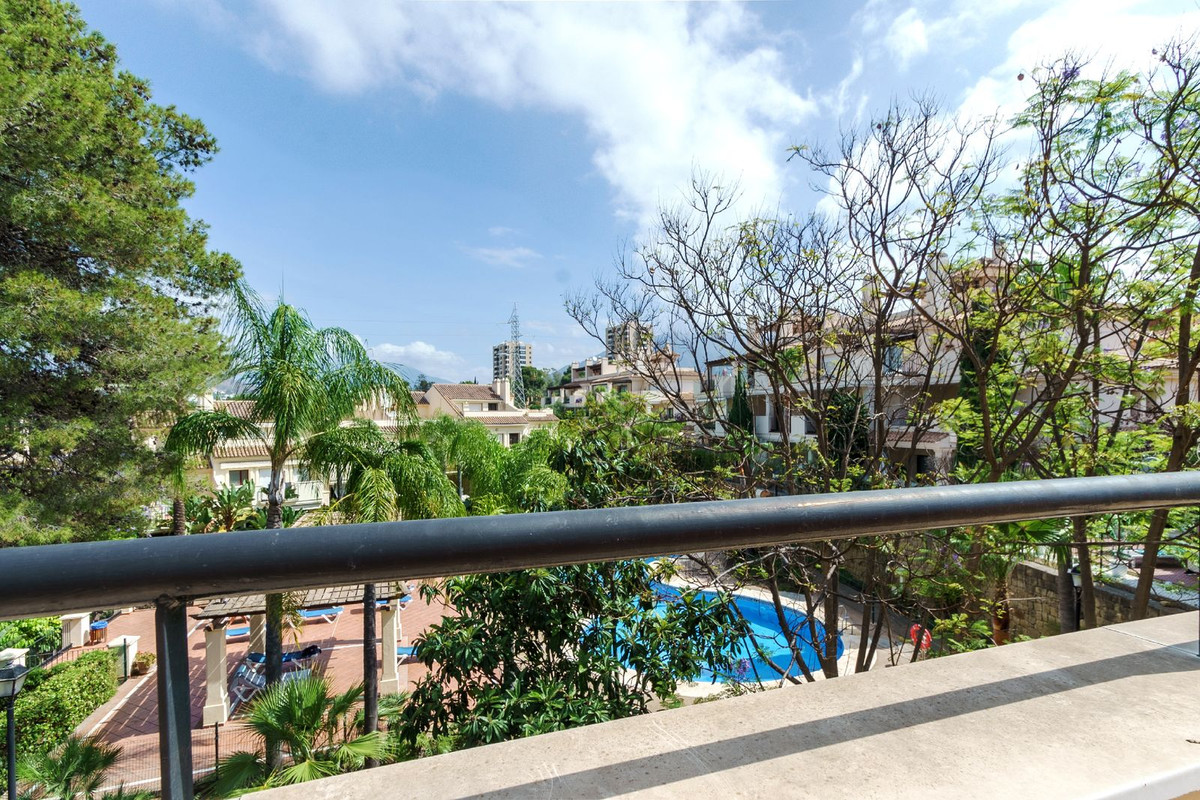 3 Bed Townhouse for sale in Nueva Andalucía Costa Del Sol, Málaga, Spain