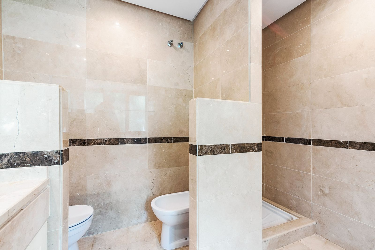3 Bed Townhouse for sale in Nueva Andalucía Costa Del Sol, Málaga, Spain