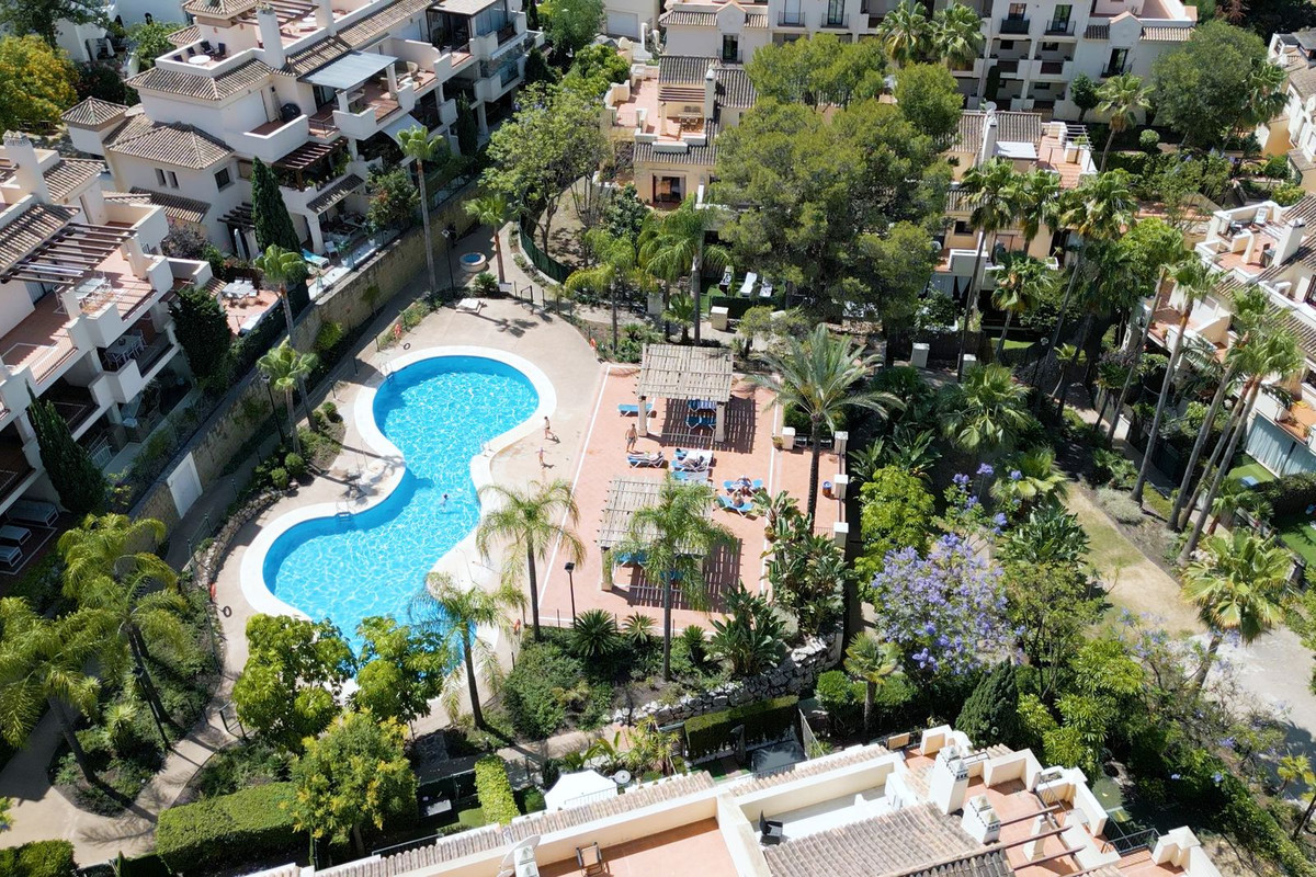 3 Bed Townhouse for sale in Nueva Andalucía Costa Del Sol, Málaga, Spain