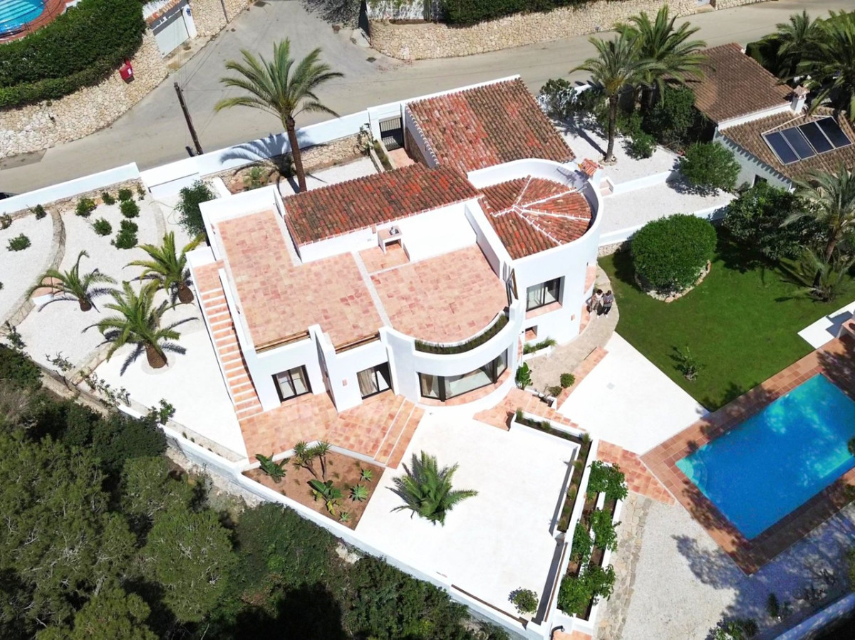 4 Bed Townhouse for sale in Javea Costa Blanca, Alicante, Spain