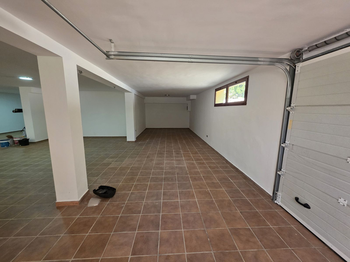 Se vende Villa - Chalet de 4 dormitorios en Costa Del Sol, Málaga, España