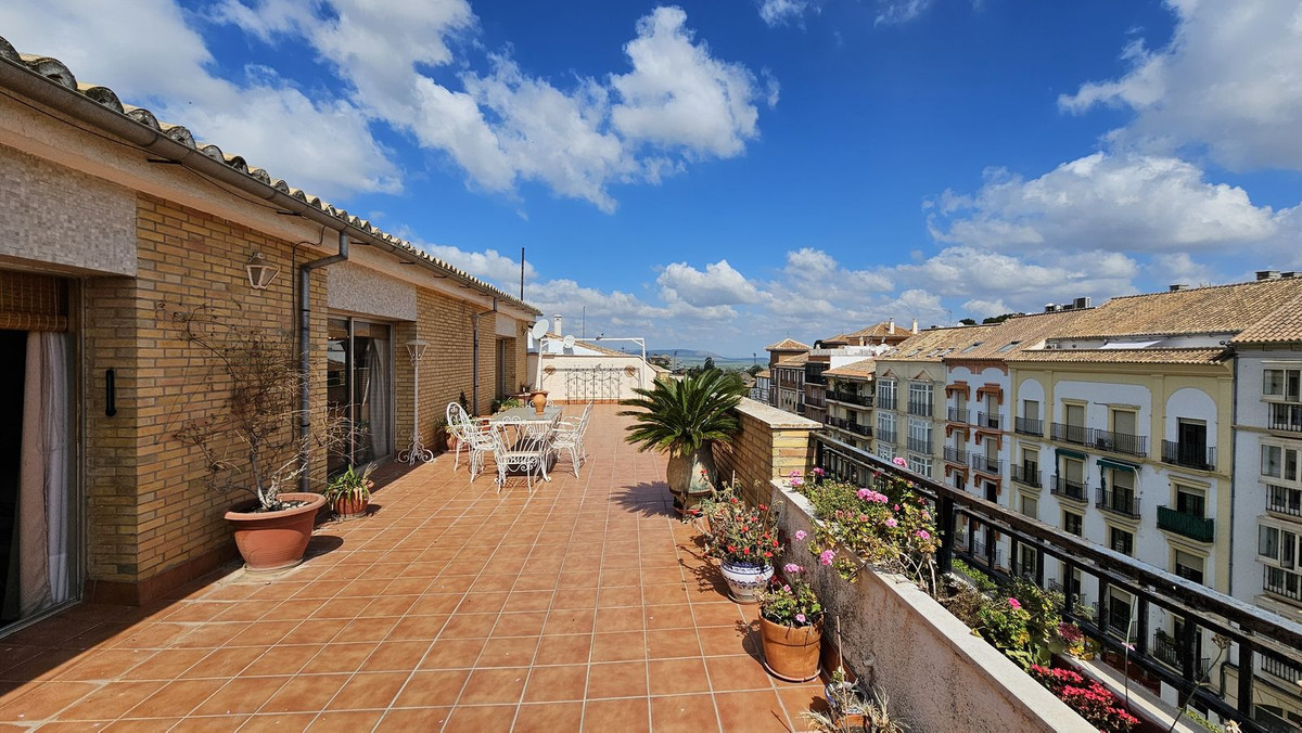 7 Bed Apartment for sale in Antequera Costa Del Sol, Málaga, Spain