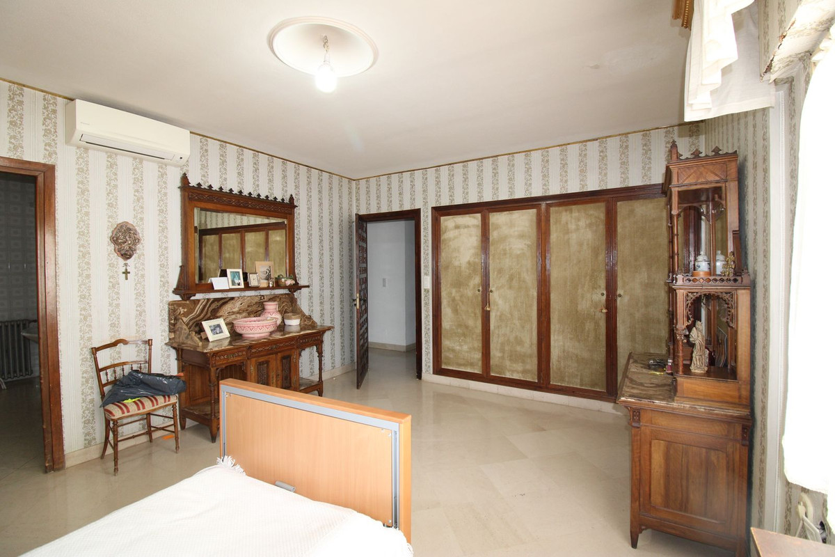 7 Bed Apartment for sale in Antequera Costa Del Sol, Málaga, Spain