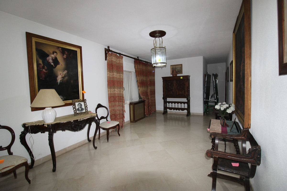 7 Bed Apartment for sale in Antequera Costa Del Sol, Málaga, Spain