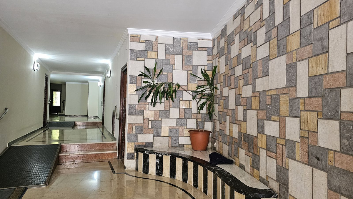 7 Bed Apartment for sale in Antequera Costa Del Sol, Málaga, Spain