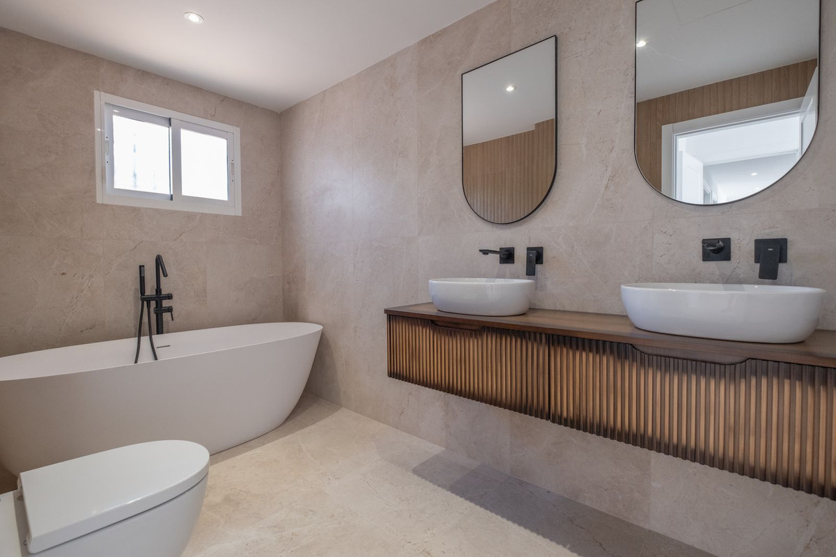 3 Bed Apartment for sale in Miraflores Costa Del Sol, Málaga, Spain