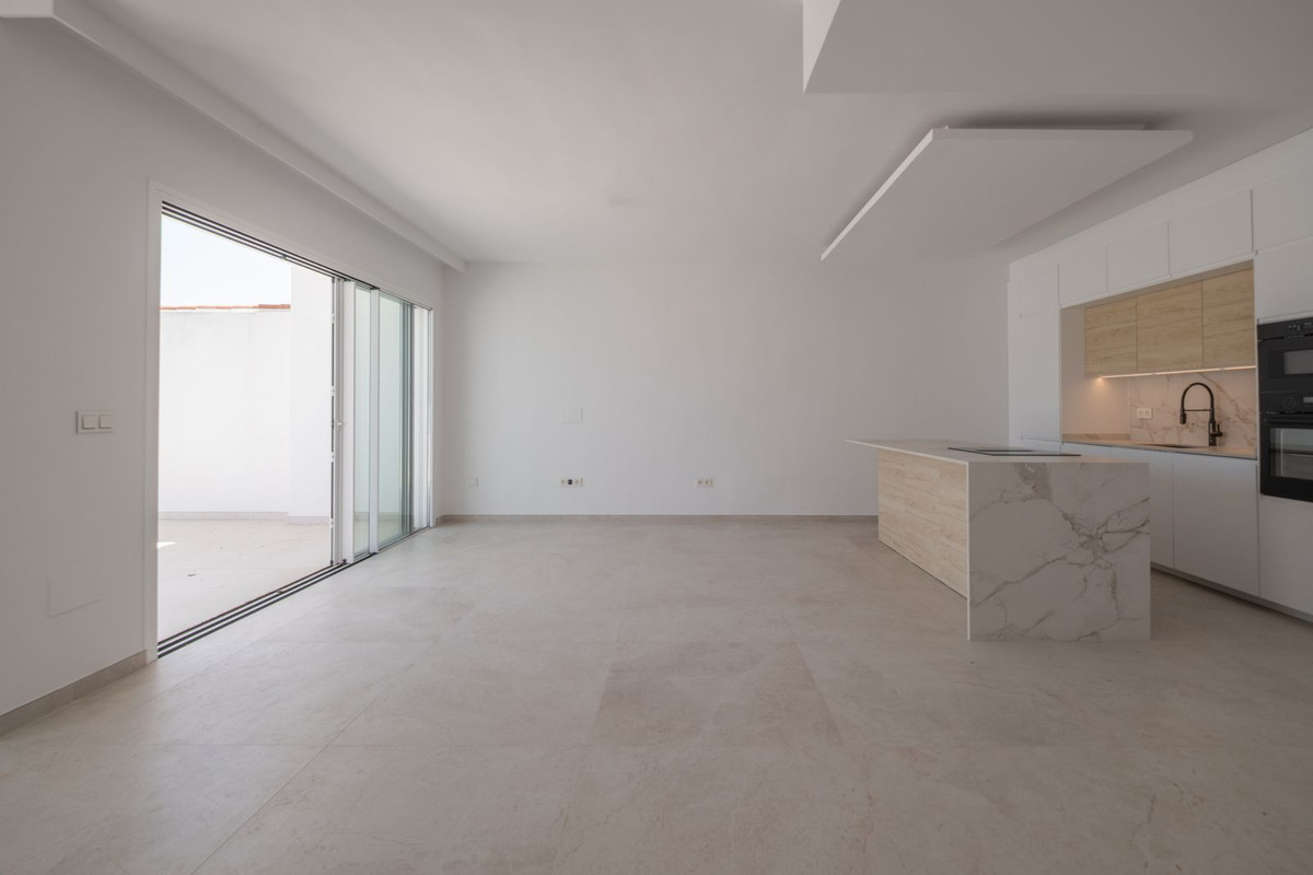 3 Bed Apartment for sale in Miraflores Costa Del Sol, Málaga, Spain