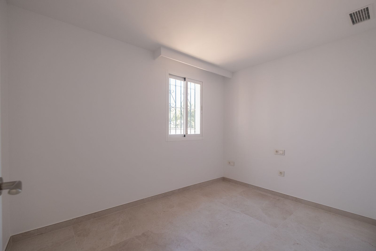 3 Bed Apartment for sale in Miraflores Costa Del Sol, Málaga, Spain