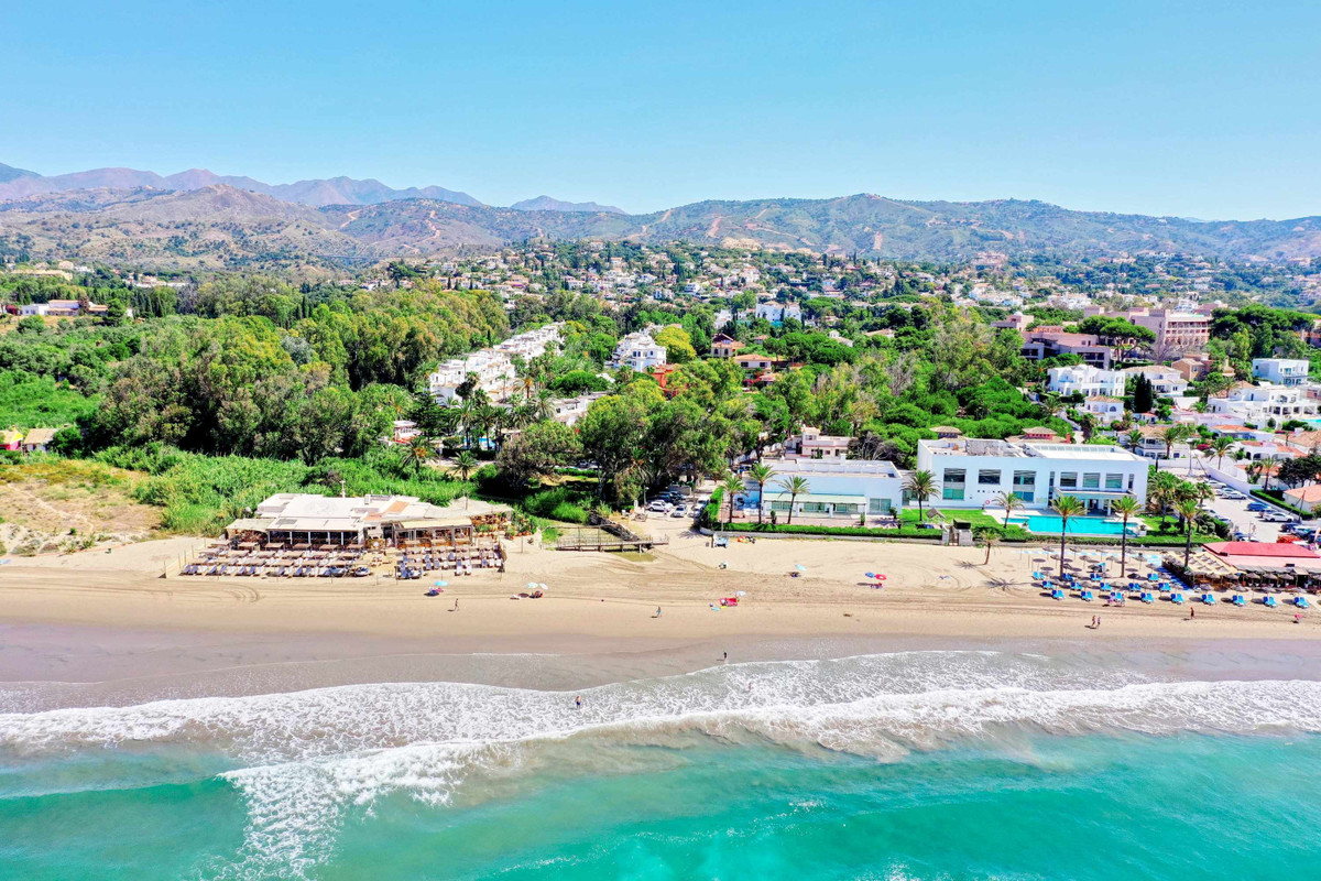 Se vende Apartamento Planta Media de 2 dormitorios en Costa Del Sol, Málaga, España