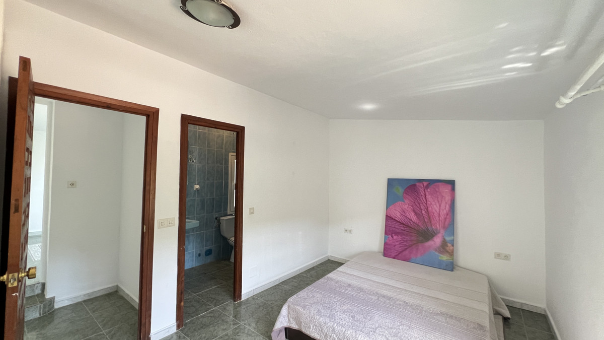 3 Bed Townhouse for sale in La Duquesa Costa Del Sol, Málaga, Spain