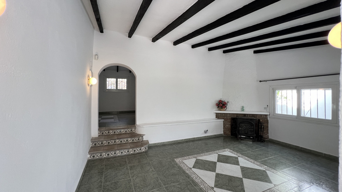 3 Bed Townhouse for sale in La Duquesa Costa Del Sol, Málaga, Spain
