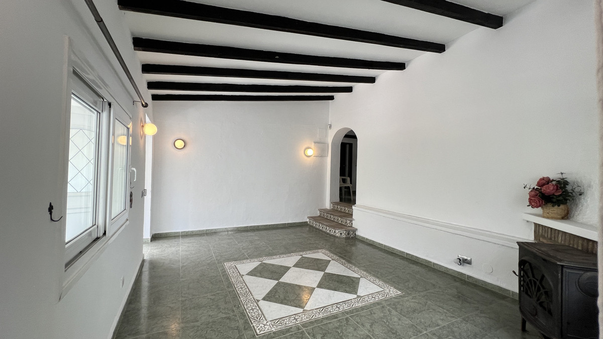 3 Bed Townhouse for sale in La Duquesa Costa Del Sol, Málaga, Spain