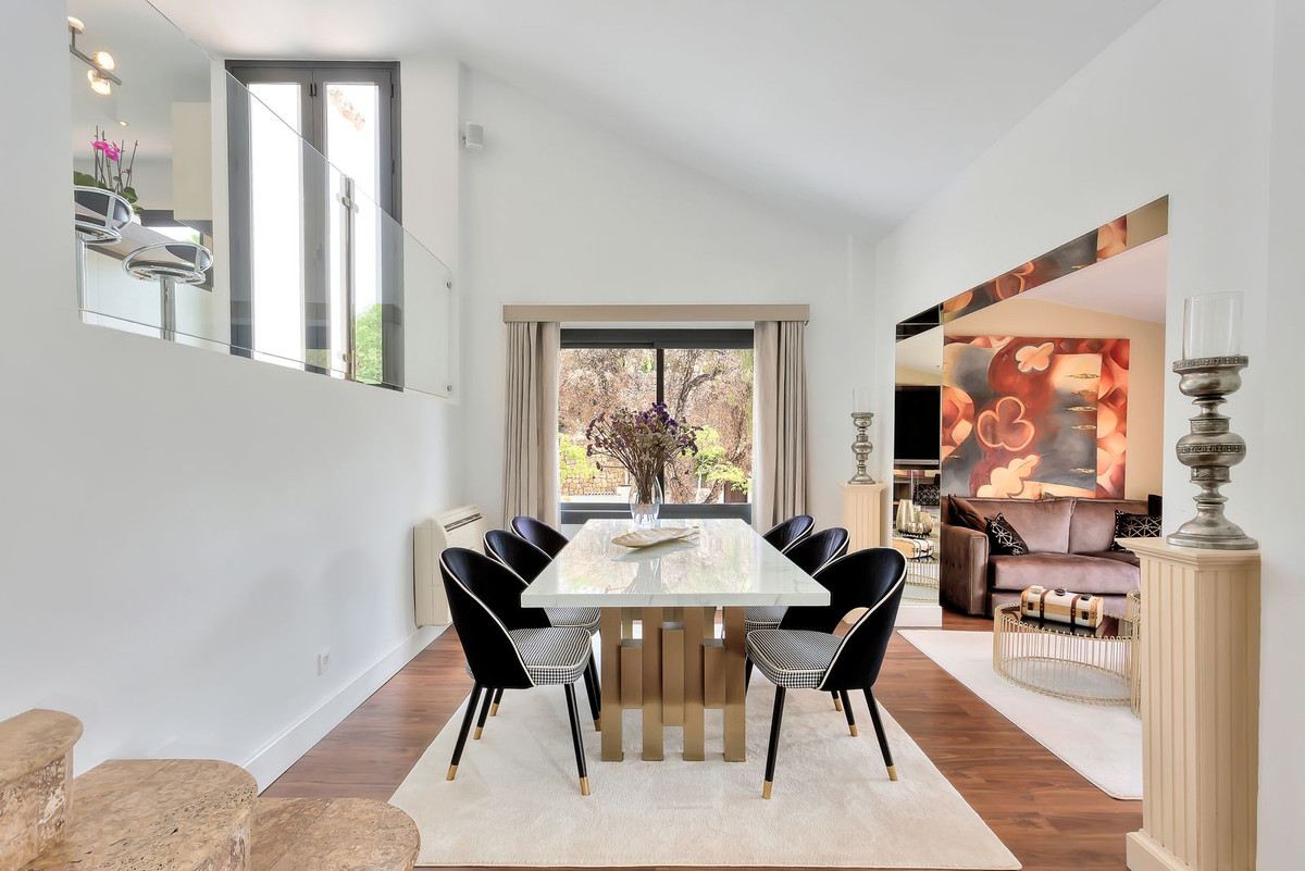 4 Bed Townhouse for sale in El Rosario Costa Del Sol, Málaga, Spain