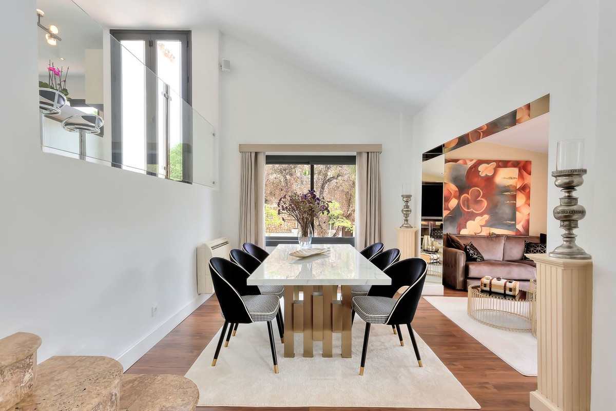 4 Bed Townhouse for sale in El Rosario Costa Del Sol, Málaga, Spain