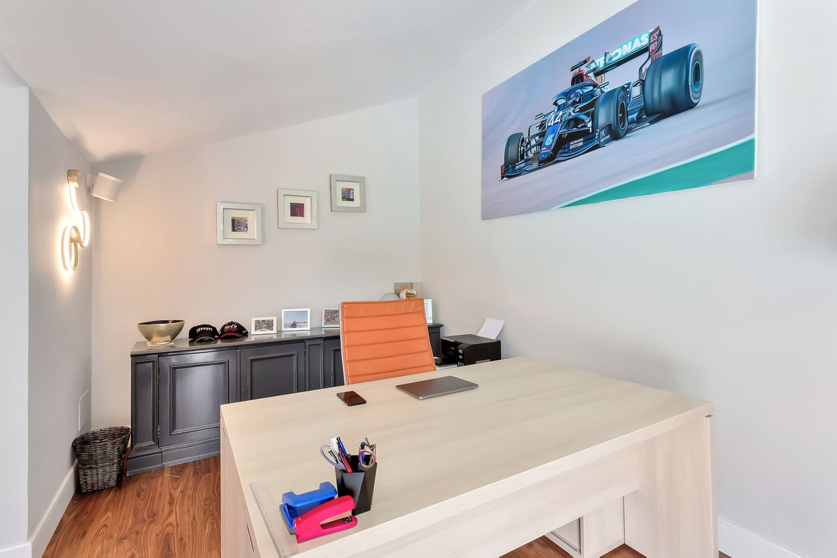 4 Bed Townhouse for sale in El Rosario Costa Del Sol, Málaga, Spain