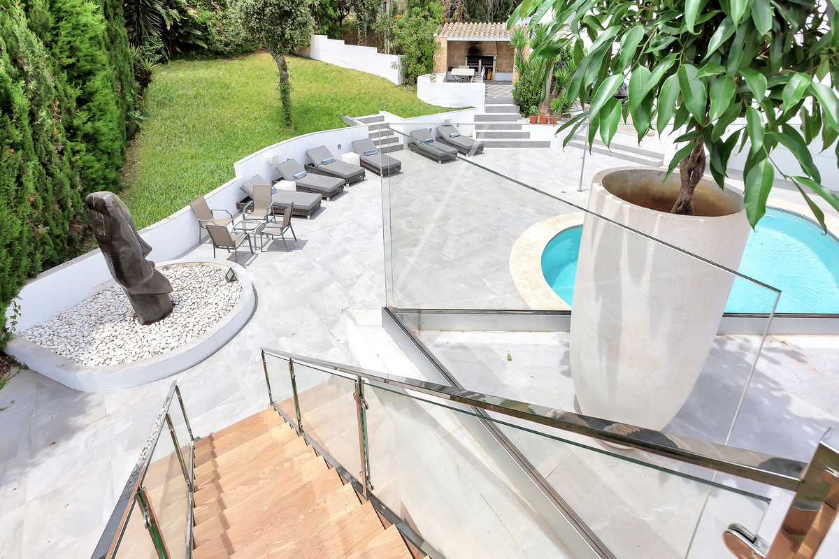 4 Bed Townhouse for sale in El Rosario Costa Del Sol, Málaga, Spain