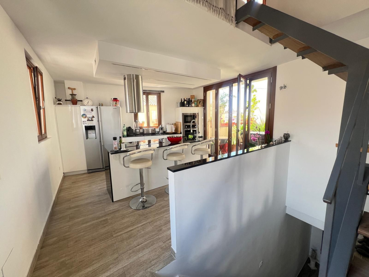 4 Bed Commercial unit for sale in Málaga Costa Del Sol, Málaga, Spain