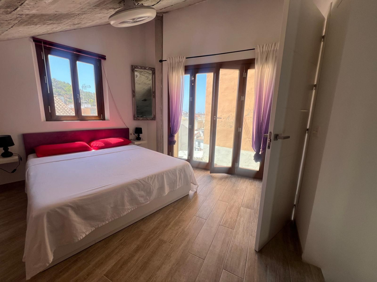 4 Bed Commercial unit for sale in Málaga Costa Del Sol, Málaga, Spain