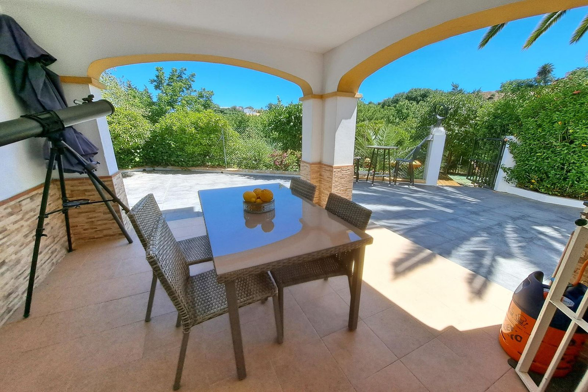 5 Bed Townhouse for sale in Coín Costa Del Sol, Málaga, Spain