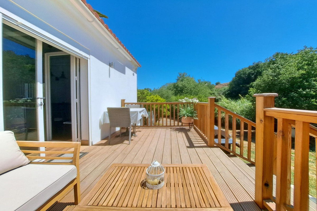 5 Bed Townhouse for sale in Coín Costa Del Sol, Málaga, Spain