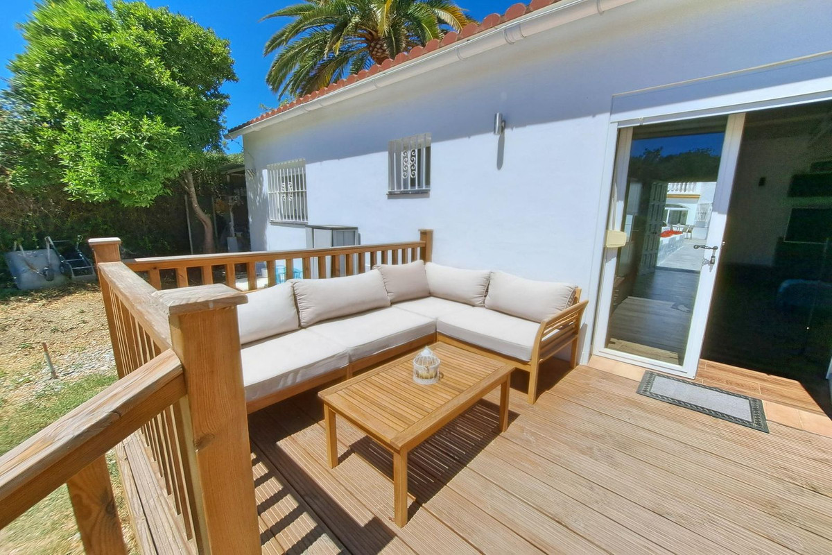 5 Bed Townhouse for sale in Coín Costa Del Sol, Málaga, Spain