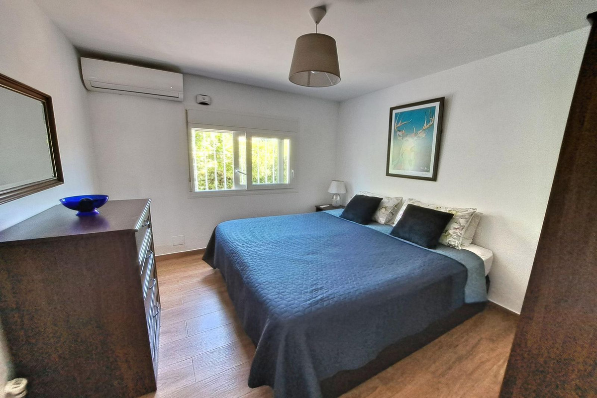 5 Bed Townhouse for sale in Coín Costa Del Sol, Málaga, Spain