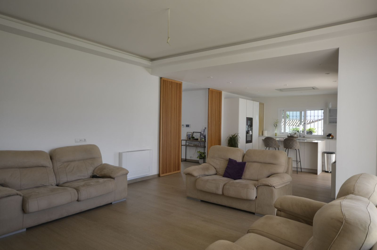 4 Bed Townhouse for sale in Manilva Costa Del Sol, Málaga, Spain