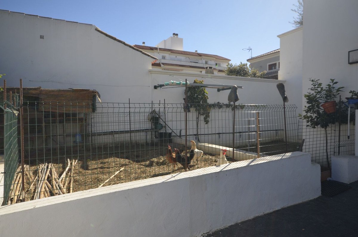 4 Bed Townhouse for sale in Manilva Costa Del Sol, Málaga, Spain