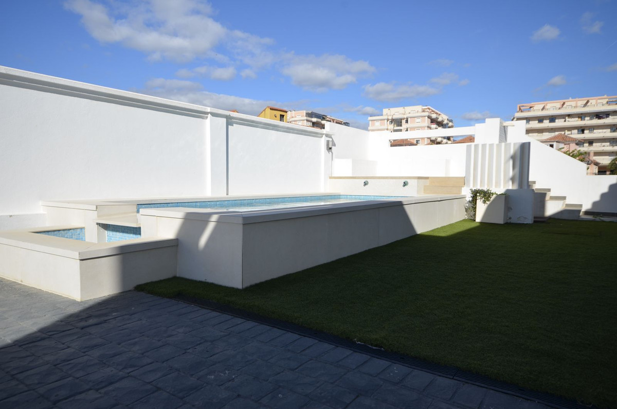 4 Bed Townhouse for sale in Manilva Costa Del Sol, Málaga, Spain