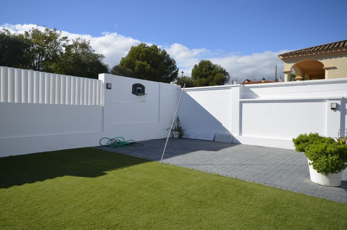 4 Bed Townhouse for sale in Manilva Costa Del Sol, Málaga, Spain