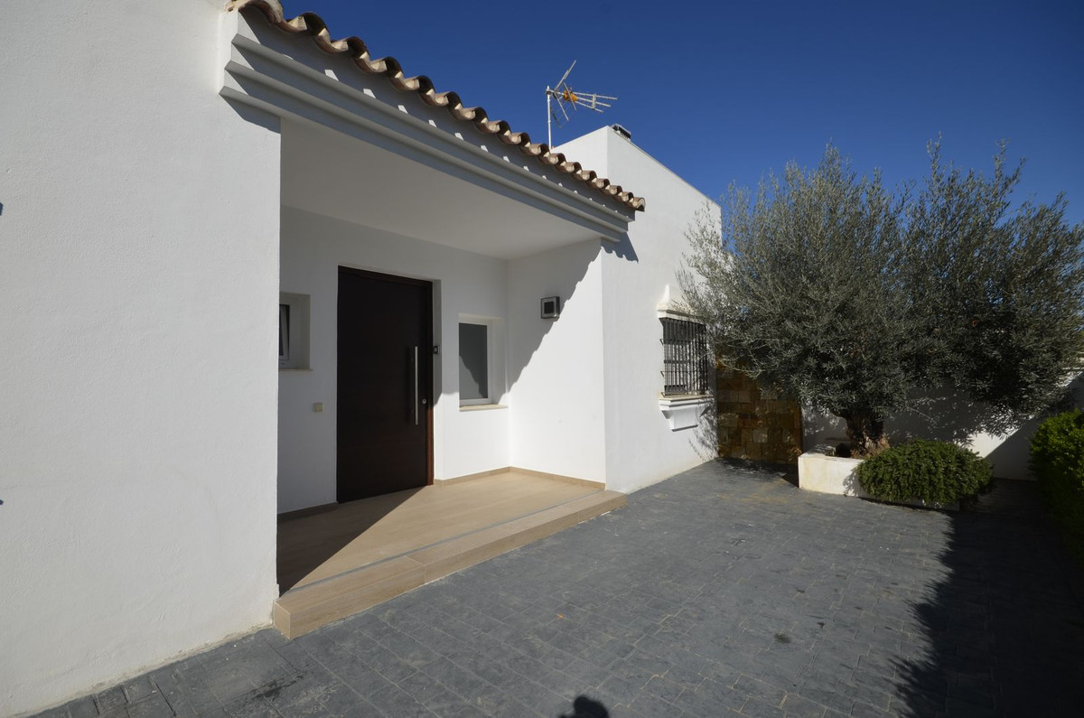 4 Bed Townhouse for sale in Manilva Costa Del Sol, Málaga, Spain