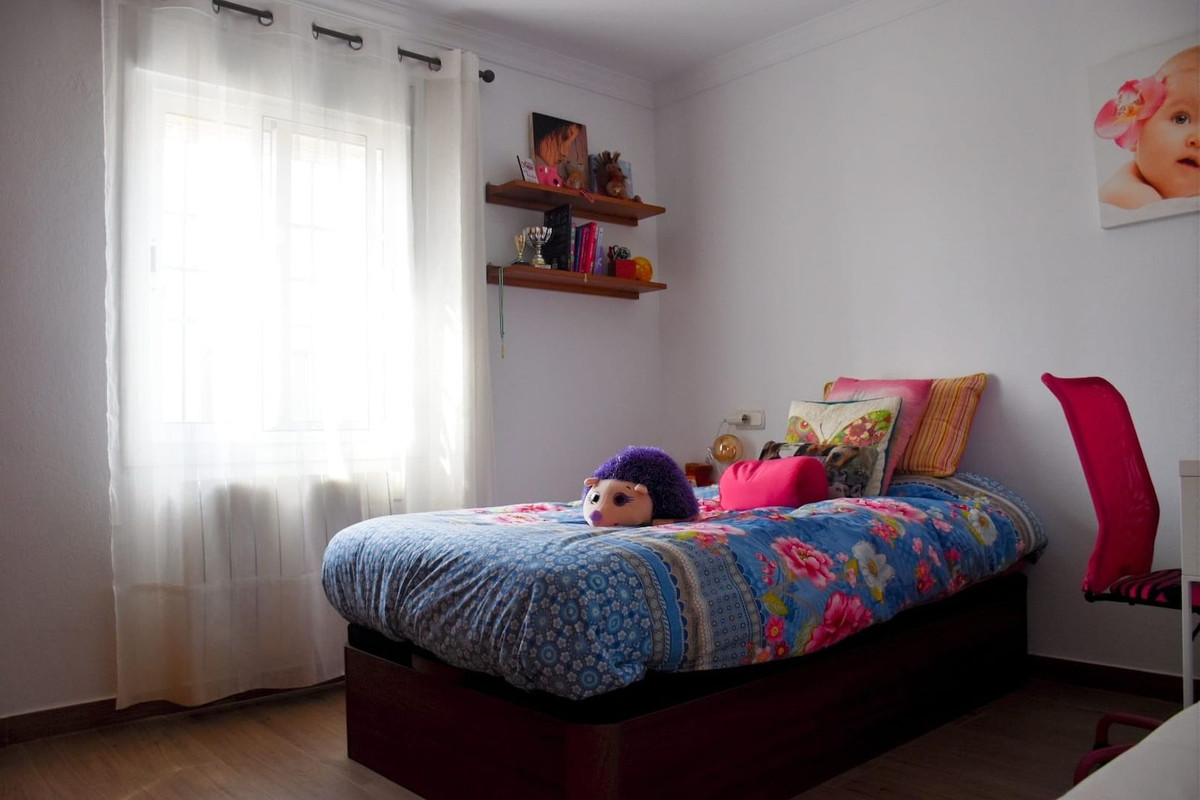 Se vende Villa - Chalet de 3 dormitorios en Costa Del Sol East, Málaga, España