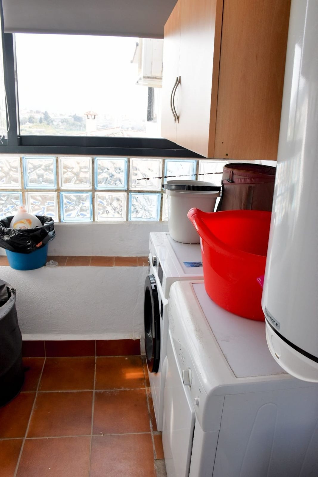 Se vende Villa - Chalet de 3 dormitorios en Costa Del Sol East, Málaga, España
