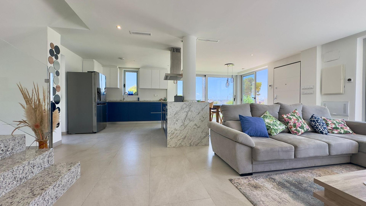 4 Bed Townhouse for sale in Finestrat Costa Blanca, Alicante, Spain