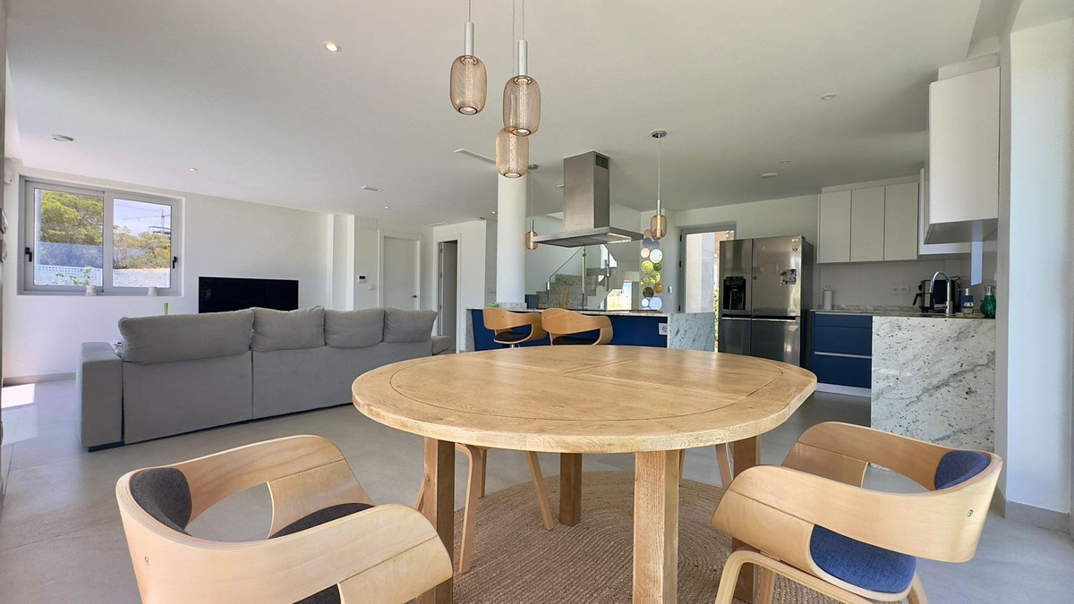 4 Bed Townhouse for sale in Finestrat Costa Blanca, Alicante, Spain