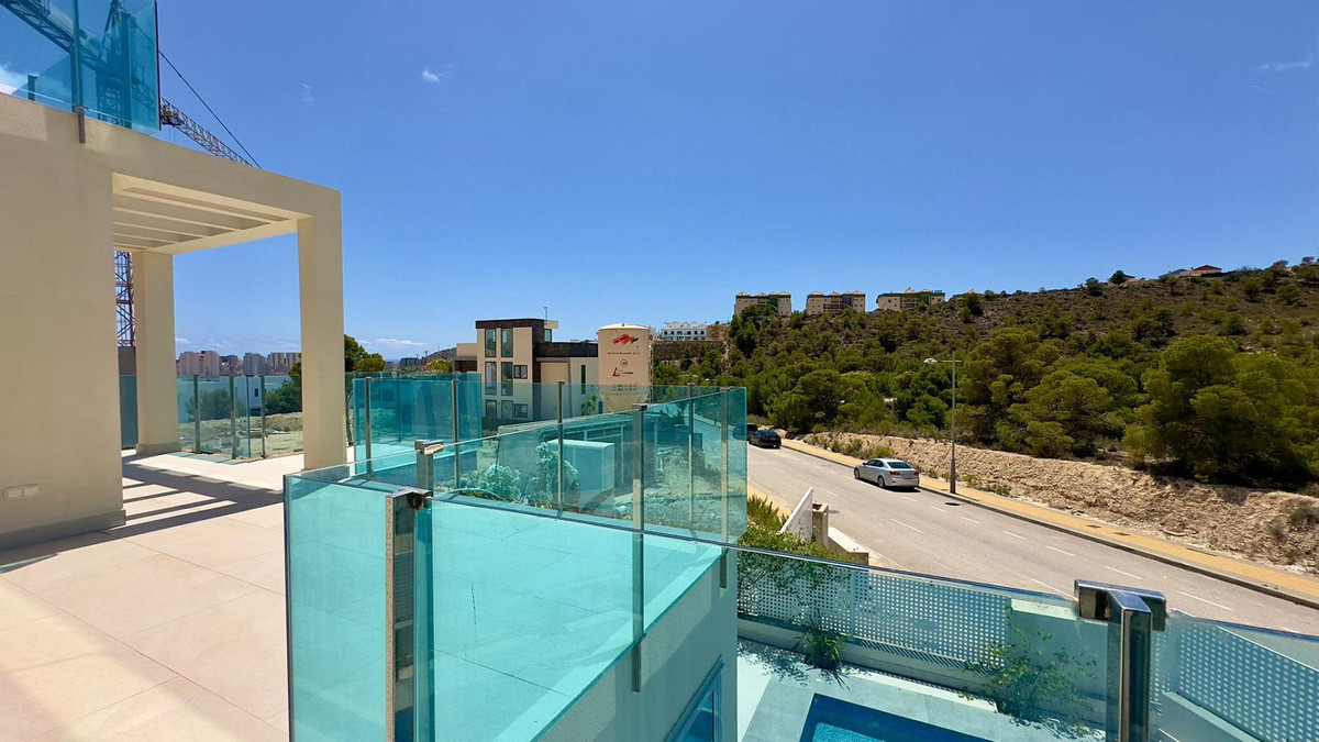 4 Bed Townhouse for sale in Finestrat Costa Blanca, Alicante, Spain