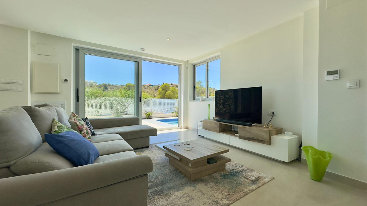 4 Bed Townhouse for sale in Finestrat Costa Blanca, Alicante, Spain