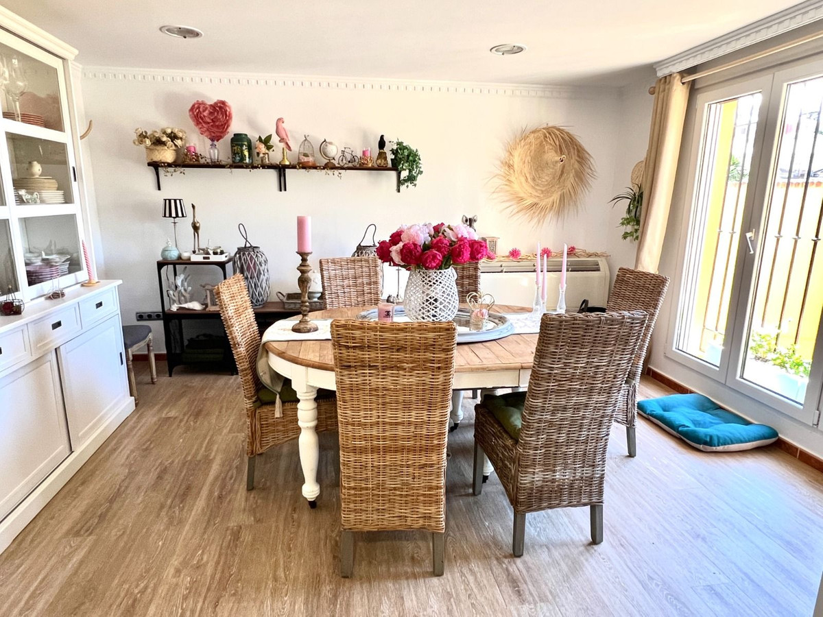 5 Bed Townhouse for sale in Rincón De La Victoria Costa Del Sol East, Málaga, Spain